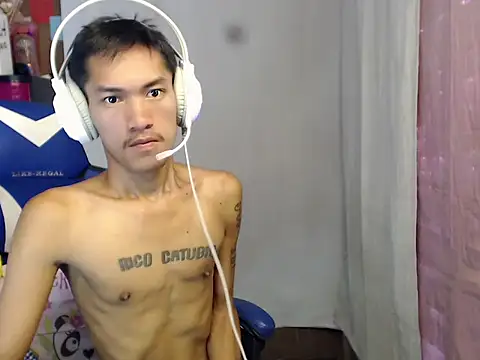 riks_tyler Pertunjukan Webcam