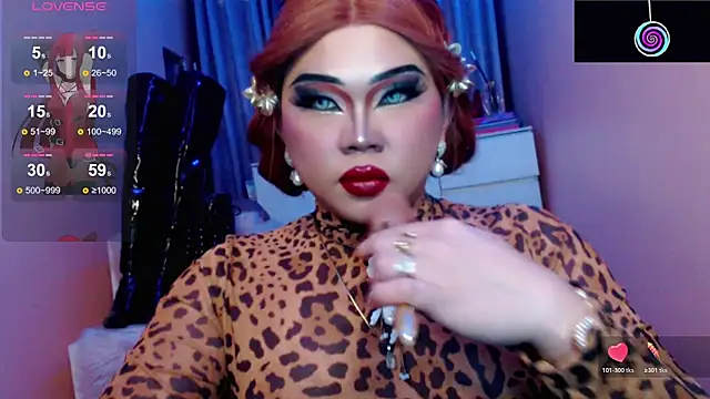 amiadoll 网络视讯表演