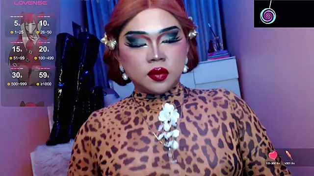 amiadoll 网络视讯表演
