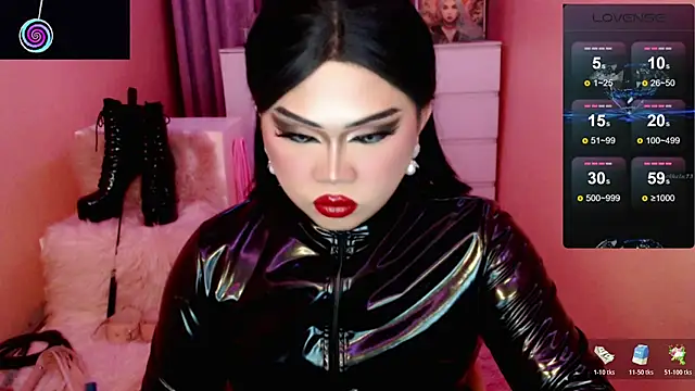 LadyHypnotist Adlı Modelin Web Kamerası Şovu