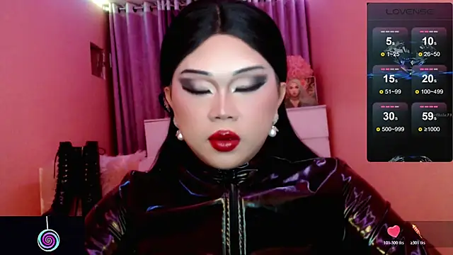 LadyHypnotist Show in webcam