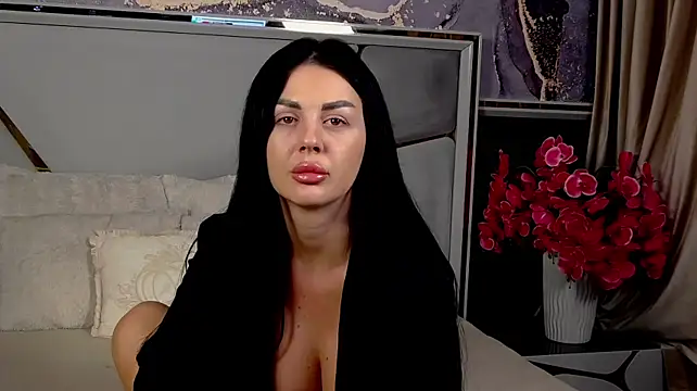 KenyaCruz live XXX chat