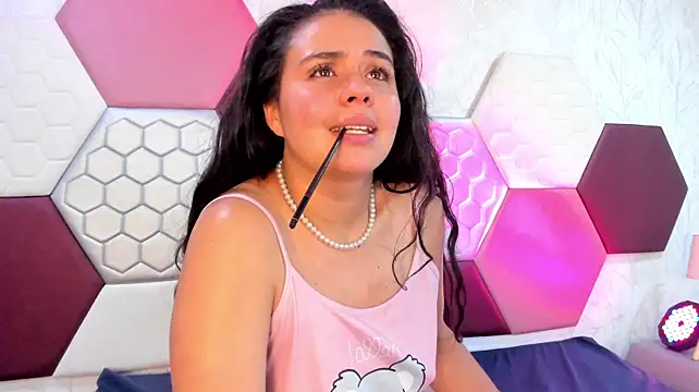 Chat +18 de ArielleWilde ao vivo