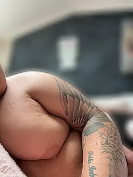 Damionaaz ওয়েবক্যাম শো