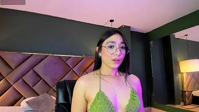 دردشة Kya_Wild الجنسية المباشرة