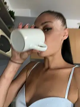 Webkamerová show sweetchery999999
