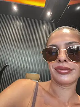 sweetchery999999's Live XXX Chat