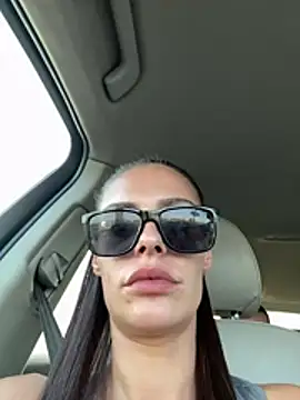 sweetchery999999's Webcam Show