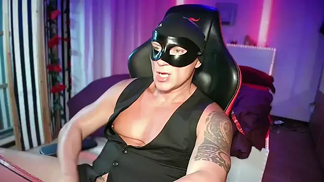 Pokazy przed kamerką – MattSteelX
