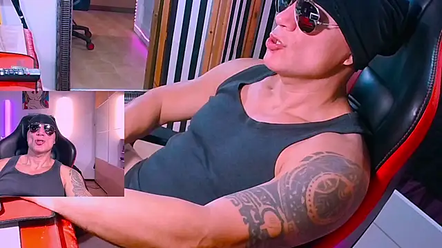 Show de MattSteelX na webcam
