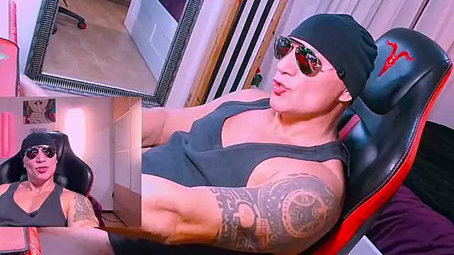 MattSteelX Show in webcam
