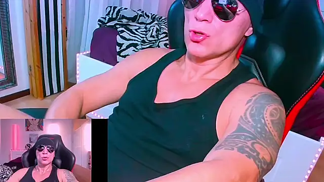 הופעת וובקאם של MattSteelX