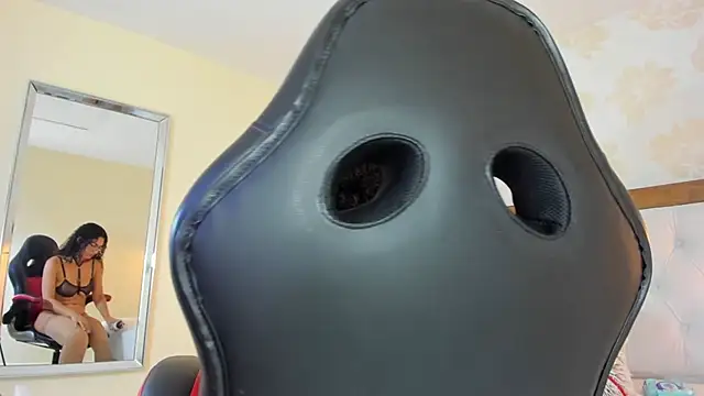 IRISCLARK1's Live XXX Chat