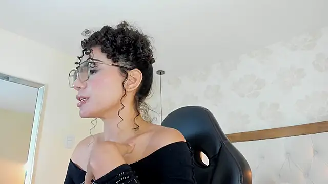 Živý XXX chat IRISCLARK1