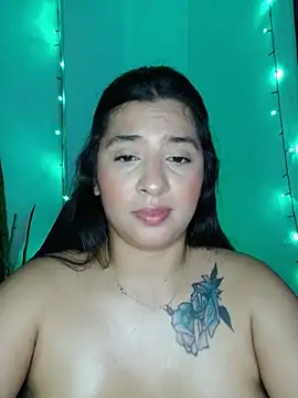 VALENTINA_ROUSE_ Chat XXX in diretta