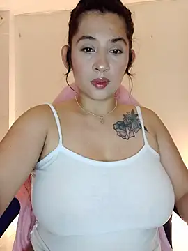 VALENTINA_ROUSE_ Chat XXX in diretta
