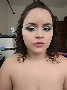 SeleneLuminari8 XXX чат на живо