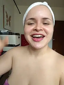 SeleneLuminari8's Live XXX Chat