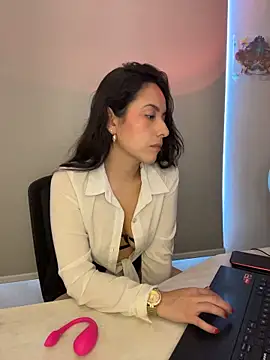 Mariapaulaaa webkamerás műsora
