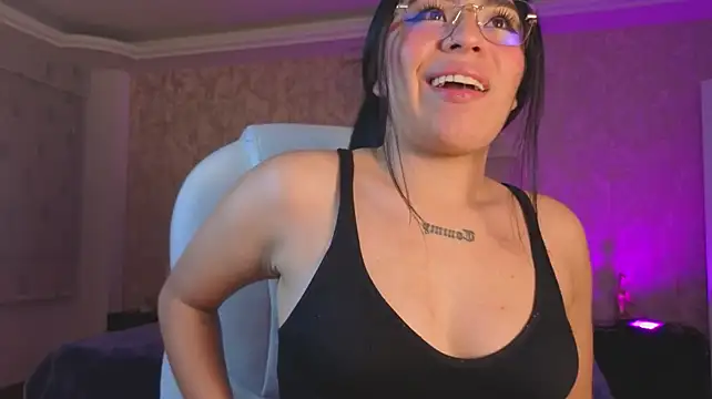 Chat XXX en directo de valkyria_12