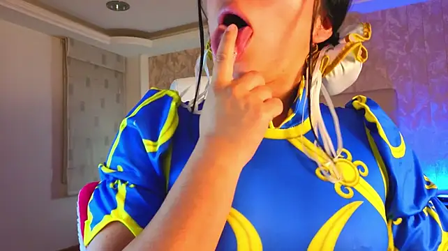 valkyria_12 Adlı Modelin Canlı XXX Sohbeti