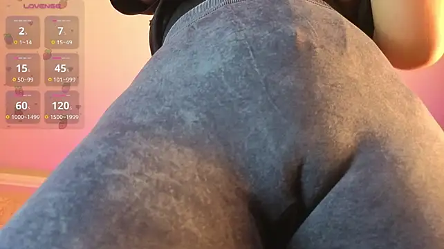 Pokazy przed kamerką – valkyria_12