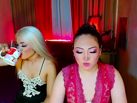 Phenomenal_Shemale Show in webcam
