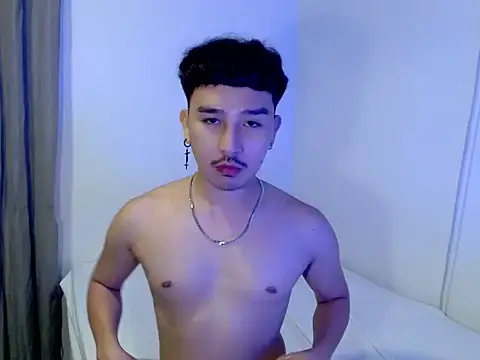 Asian_bigboy Pertunjukan Webcam