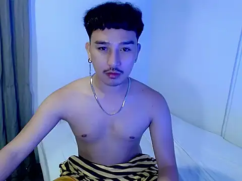 Asian_bigboy Pertunjukan Webcam