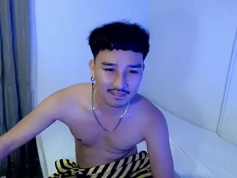 Asian_bigboy Pertunjukan Webcam