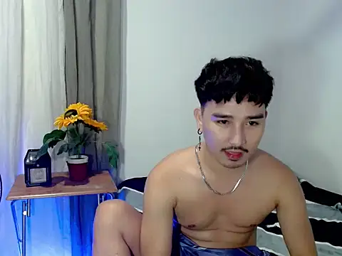 Asian_bigboy Pertunjukan Webcam