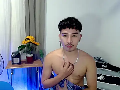 Asian_bigboy Pertunjukan Webcam