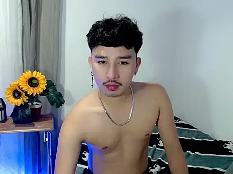 Asian_bigboy Pertunjukan Webcam