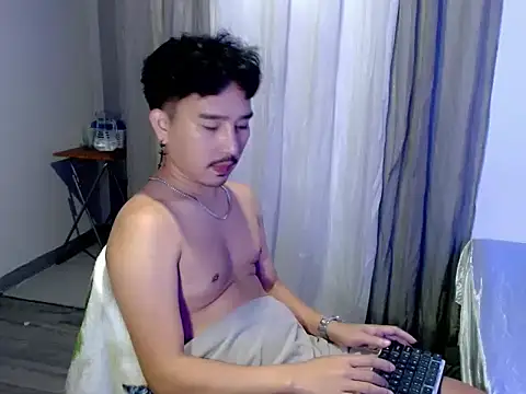 Asian_bigboy Pertunjukan Webcam