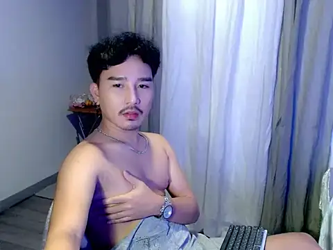 Asian_bigboy Pertunjukan Webcam
