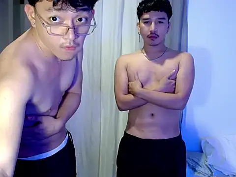 Asian_bigboy Pertunjukan Webcam