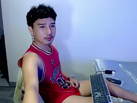Asian_bigboy Pertunjukan Webcam