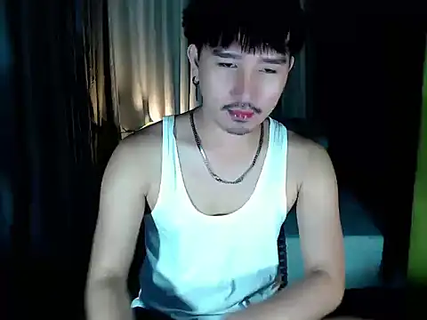 Asian_bigboy Pertunjukan Webcam