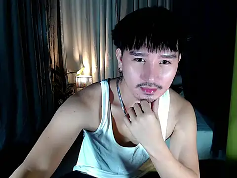Asian_bigboy Pertunjukan Webcam