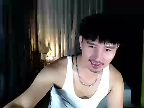 Asian_bigboy Pertunjukan Webcam