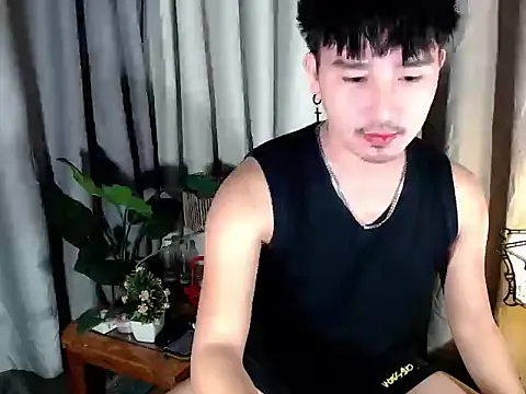 Asian_bigboy Pertunjukan Webcam