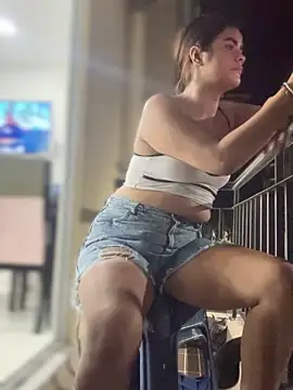 Kaily_Sweet16 网络视讯表演