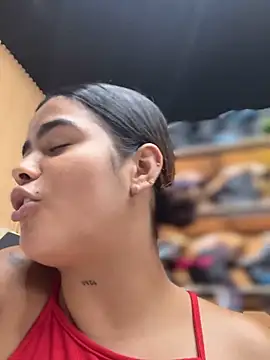 Chat +18 de Kaily_Sweet16 ao vivo