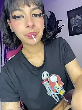 Larah_bell_uwu Live XXX-chat