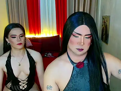 Incredible_Shemale webcam show