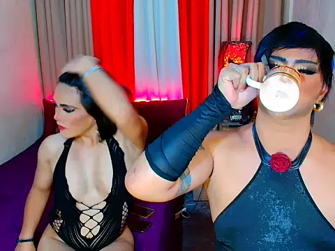 Wildest_Slave_Huntress webcam show