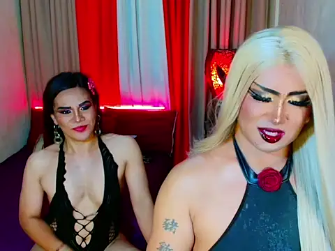 Wildest_Slave_Huntress: διαδικτυακό σόου στην κάμερα