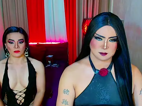 Wildest_Slave_Huntress: διαδικτυακό σόου στην κάμερα