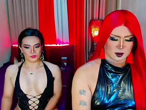 Wildest_Slave_Huntress Show in webcam