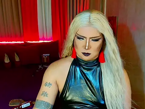 Pokazy przed kamerką – Wildest_Slave_Huntress